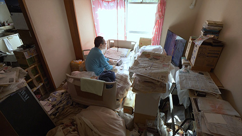 「ひきこもって３７年〜母と息子の小さな食卓〜」
